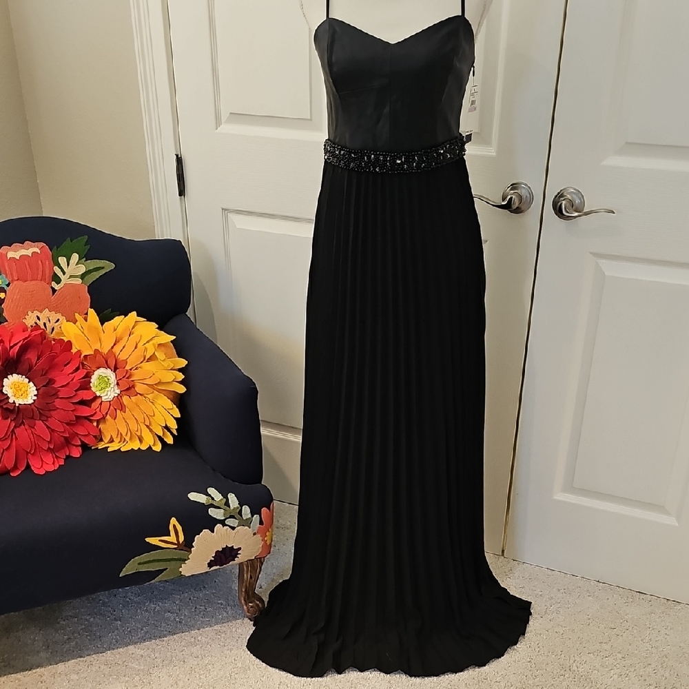 Chic Black Maxi Dress with Beaded Waist